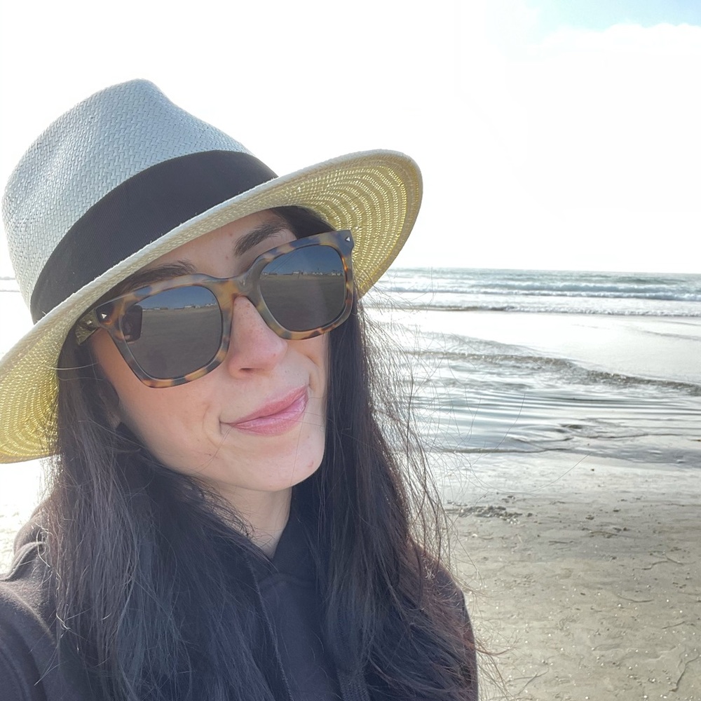 Meet your Posher, Lauren